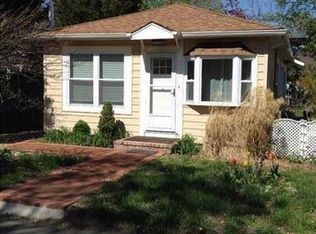 1037 Harrison Dr, Centerport, NY 11721