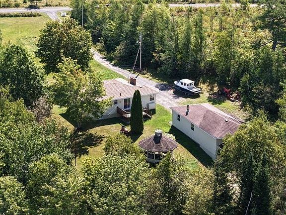 5th image of 482 Intervale Rd