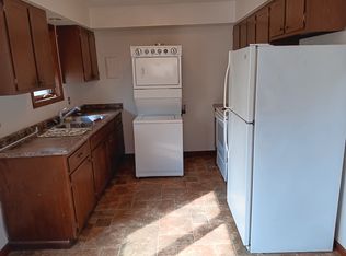 1953 Washington St APT 3, Lincoln, NE 68502