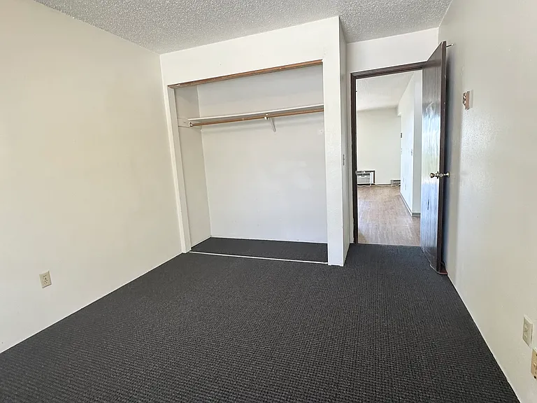 630 NE Maiden Lane — Photo 9