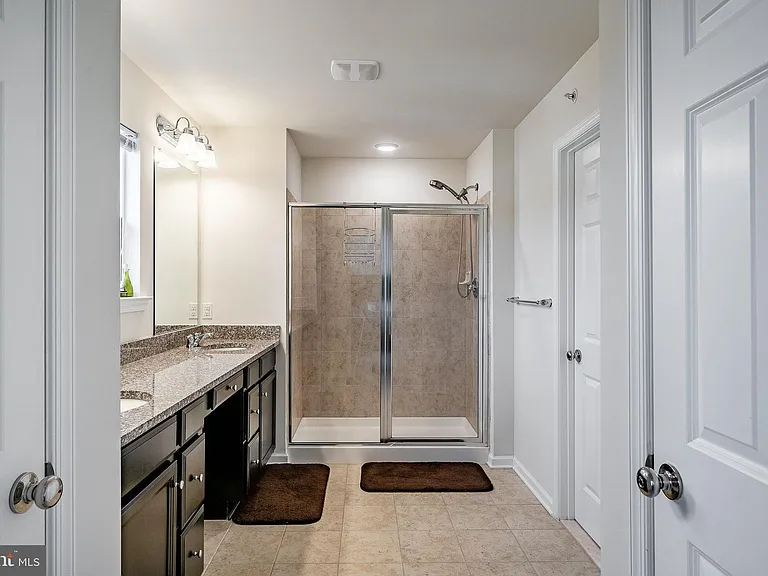 733 Sun Valley Ct — Photo 25
