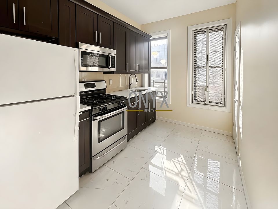 1st image of 1677 Gates Ave #2R