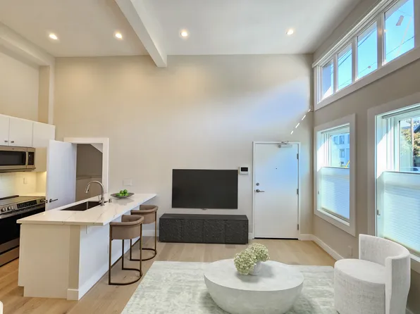 446 Kirkham St #1, San Francisco, CA 94122