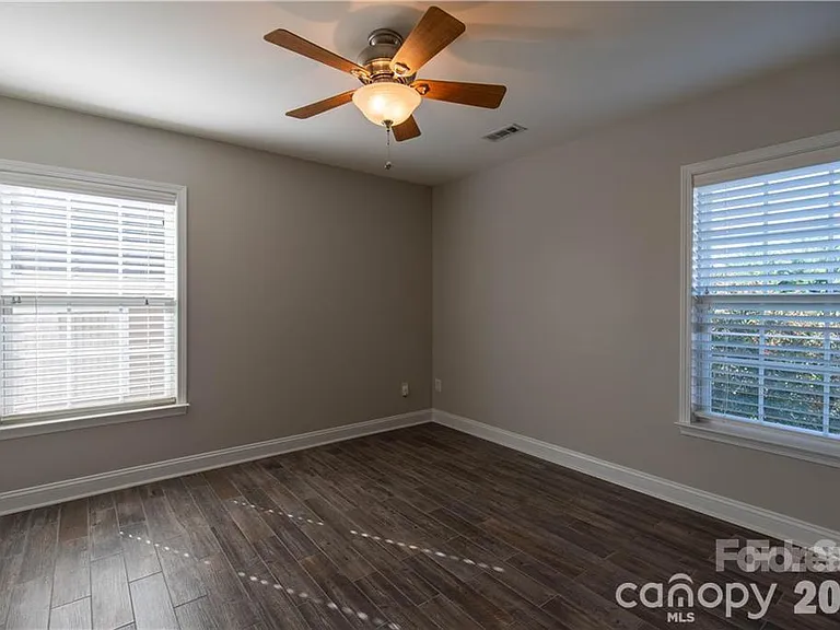 123 Colville Rd — Photo 16