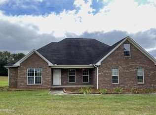 2129 Crenshaw Rd, Lucedale, MS 39452