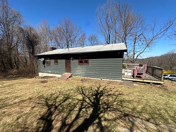 4th image of 378 Fitzsimmons Rd