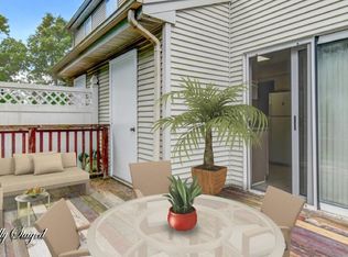 159 Susan Ct, Kendall Park, NJ 08824