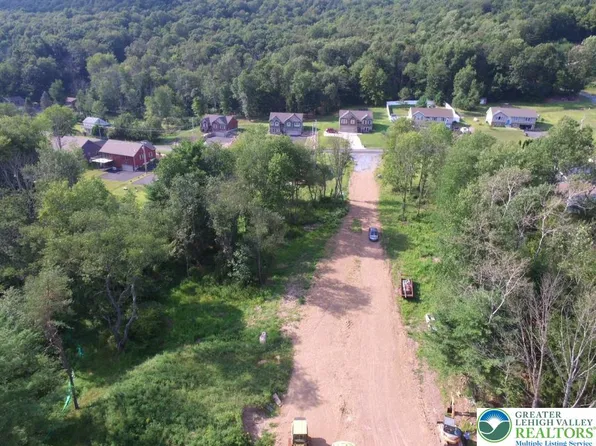 258 Owl Creek Rd #A, Tamaqua, PA 18252