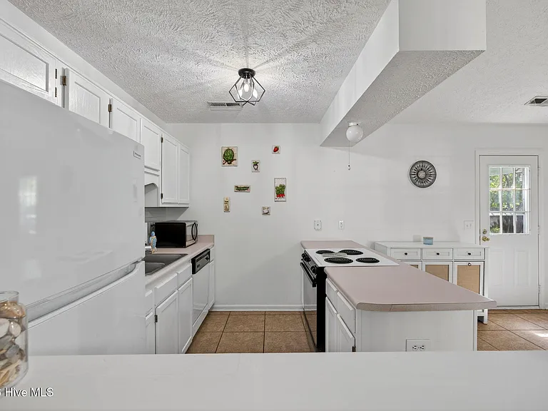 315 Tangle Oaks Ct SE — Photo 17