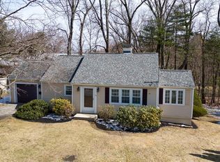 19 Delwood Rd, Chelmsford, MA 01824