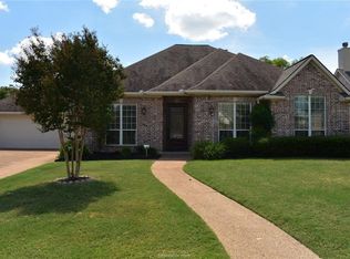 909 Crooked Stick, College Station, TX 77845