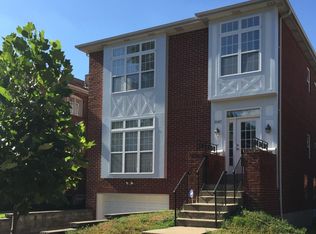 7147 Dartmouth Ave, University City, MO