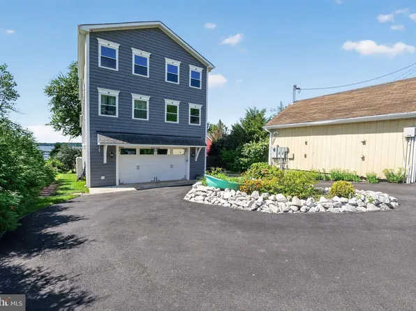 1317 Wildwood Beach Rd, Baltimore, MD 21221