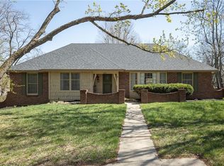 3607 E Colony Sq, Saint Joseph, MO 64506
