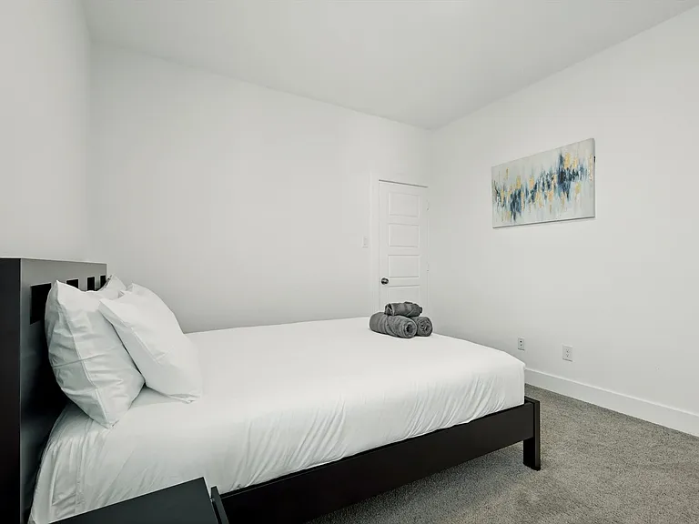 3129 Rutz St — Photo 21
