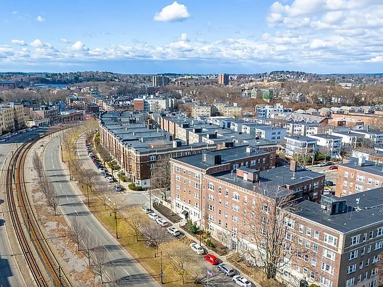 1607 Commonwealth Ave #22 — Photo 7