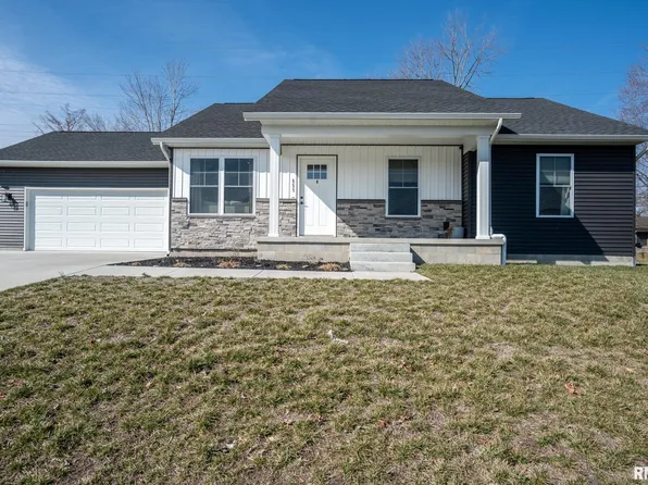 659 Deadwood Dr, Herrin, IL 62948