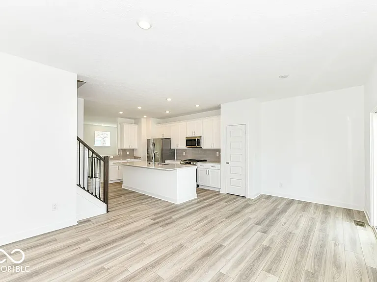 13817 Gatsby Dr — Photo 11