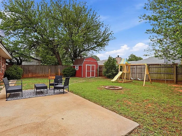 10316 Glascow Dr — Photo 26