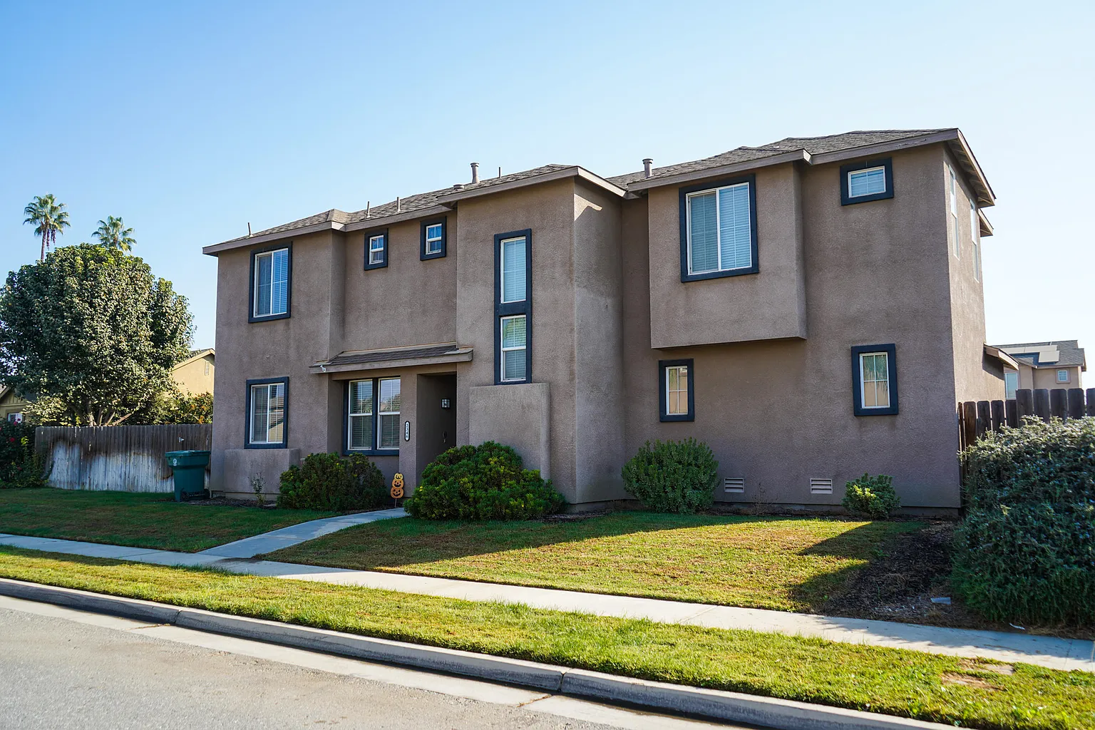 2346 Ship Rock Ave photo 1