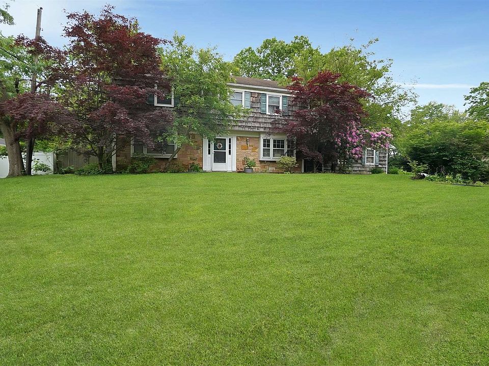 1st image of 22 Beaverdale Ln