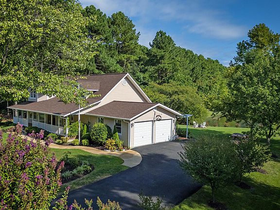 4th image of 115 Mallard Dr