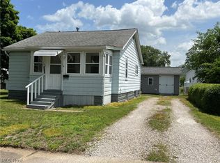 308 Fifield Ave, Conneaut, OH 44030