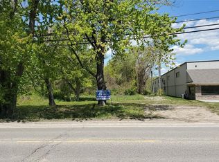 22477 Fifteen Mile Rd, Clinton Township, MI 48035