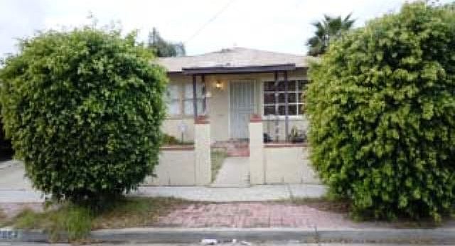 1st image of 2654 Baily Ave