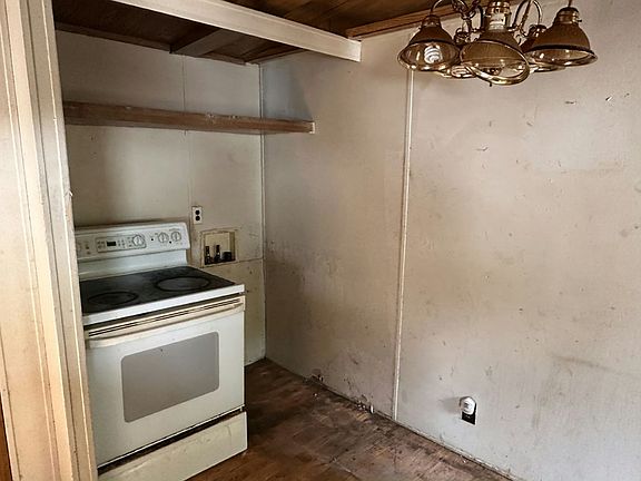 5th image of 10166 103rd St #22