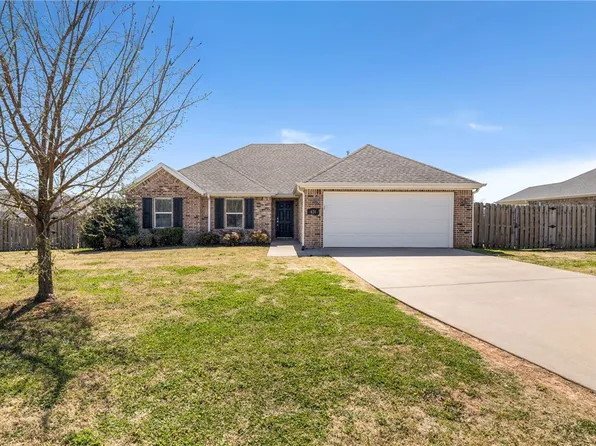 421 Caballo St, Farmington, AR 72730
