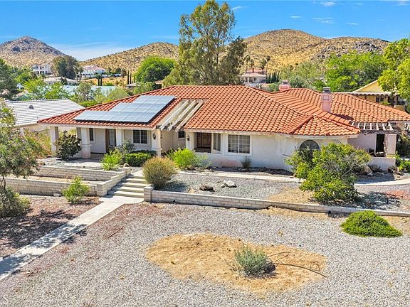 3rd image of 18588 Kamana Rd