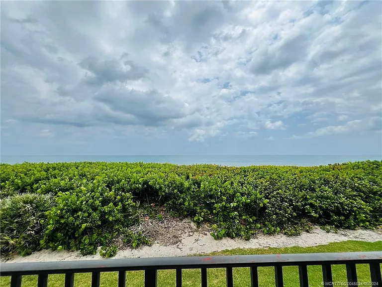 7430 S Ocean Dr — Photo 29