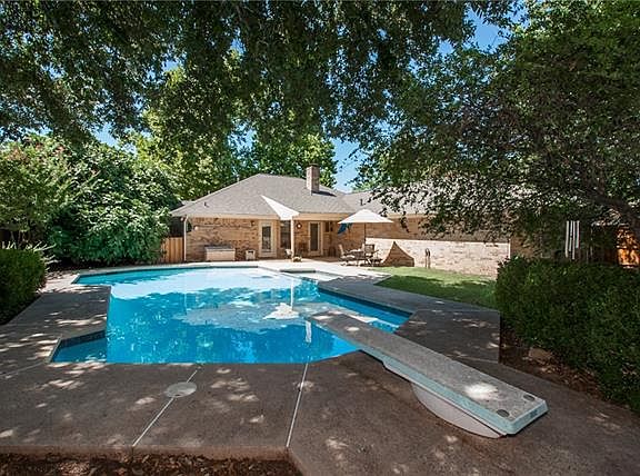 3rd image of 2210 Pebblebrook Ct