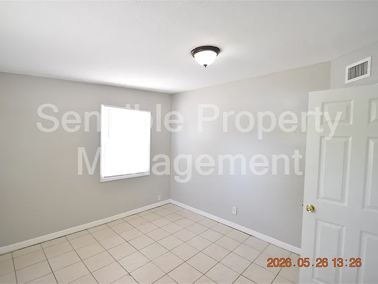 4011 W Marietta St — Photo 26