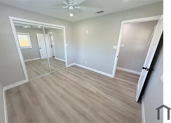 207 Howard St — Photo 10