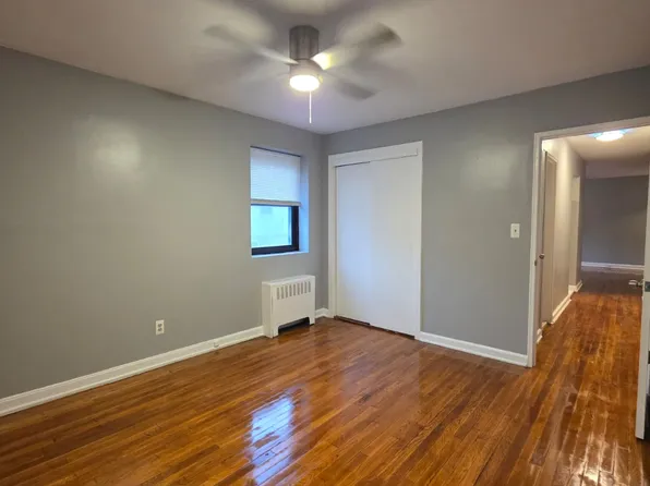 165 Vroom Street image 12 of 22