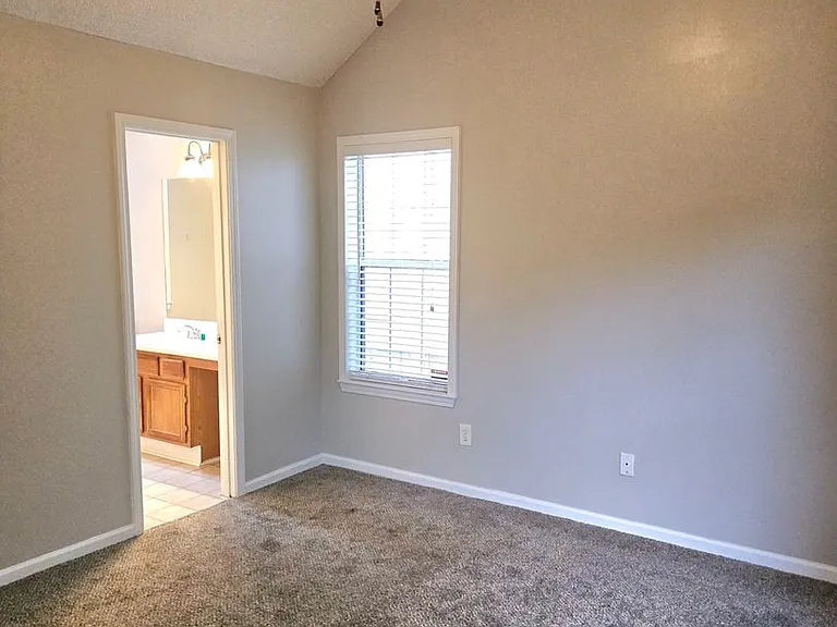 152 S Fairfield Dr — Photo 20