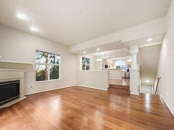 4th image of 1910 132nd Ave SE APT 55