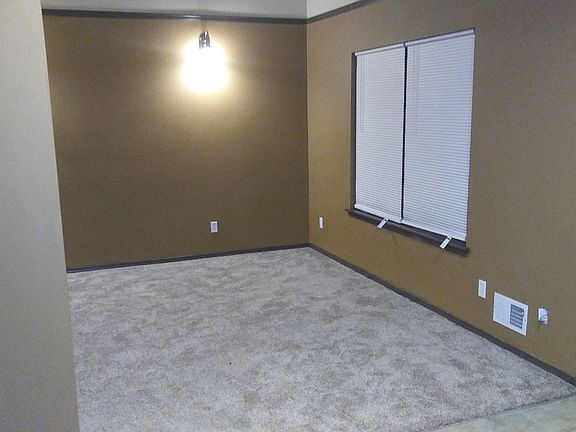 5th image of 17631 79th Avenue Ct E