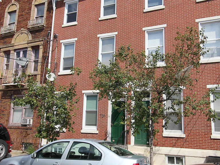 729 S 16th St #1R — Photo 13