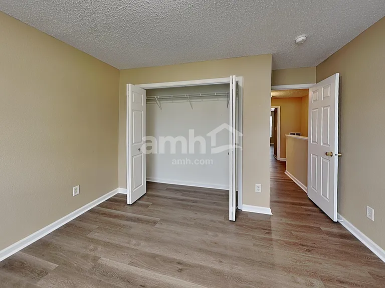 635 Cloverfield Ln — Photo 20