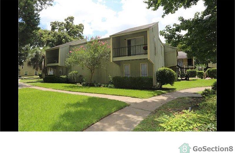 1st image of 5625 Antoine Dr #1606