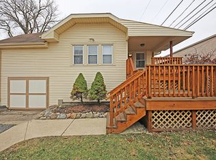 159 Arthur Ave, South Elgin, IL 60177