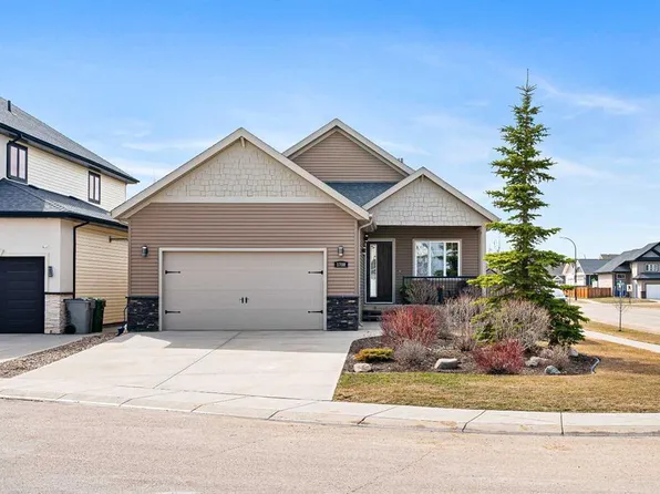 1708 E 59a Avenue Close, Lloydminster, AB T9V 3P5