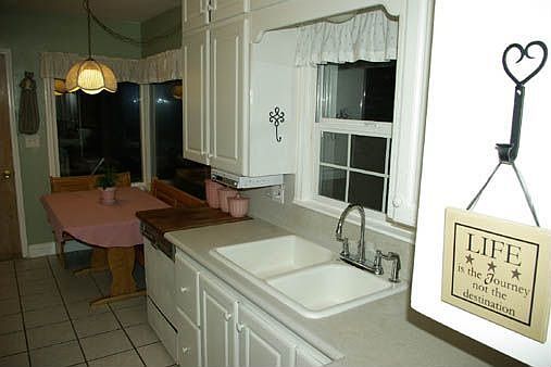 3rd image of 3205 S Harmony Cir