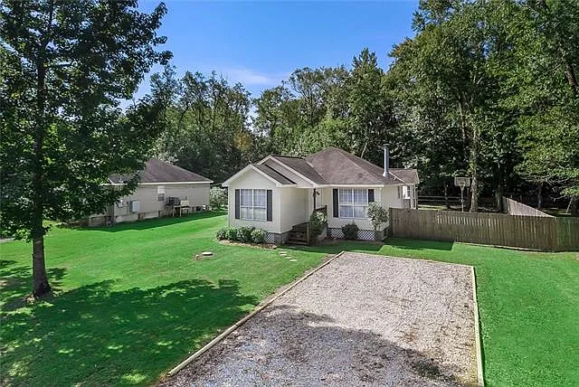 14406 Lake Catherine Dr — Photo 2