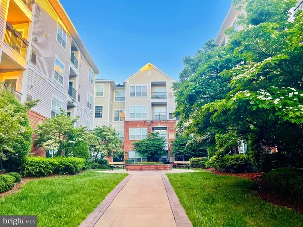 4862 Eisenhower Ave Unit 269, Alexandria, VA 22304