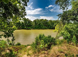 620 Zilss Rd, Winchester, TX 78945