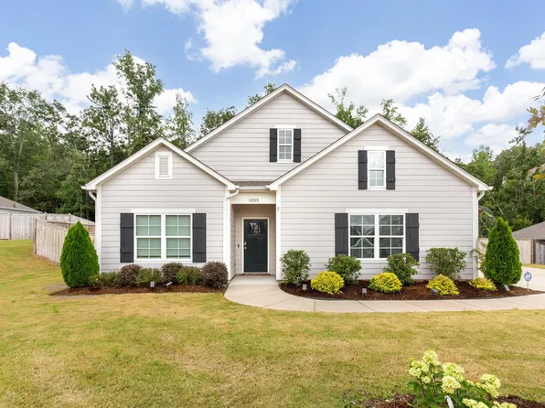 1053 Mountain Laurel Cir, Moody, AL 35004